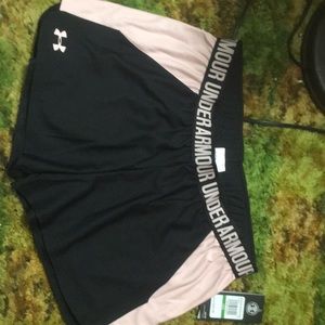 under armor loose shorts lg